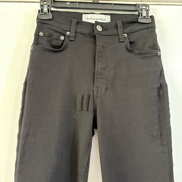 Reformation Black High Rise Distressed Raw Hem Crop Jagger Jeans 24 Puckered - Picture 4 of 14
